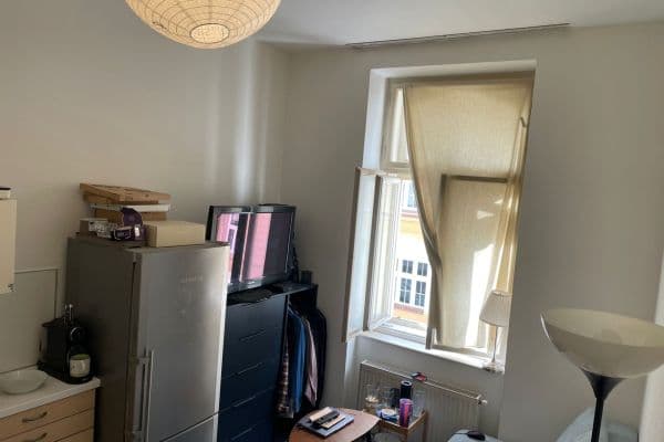 Pronájem bytu 1+kk 17 m², Umělecká, Praha Pronájem bytu 1+kk 17 m², Umělecká, Praha