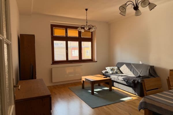 Pronájem bytu 2+kk 50 m², Malešická, Praha, Praha Pronájem bytu 2+kk 50 m², Malešická, Praha, Praha
