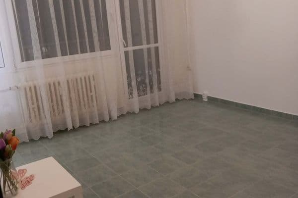 Pronájem bytu 1+1 32 m², Varnsdorfská, Praha Pronájem bytu 1+1 32 m², Varnsdorfská, Praha