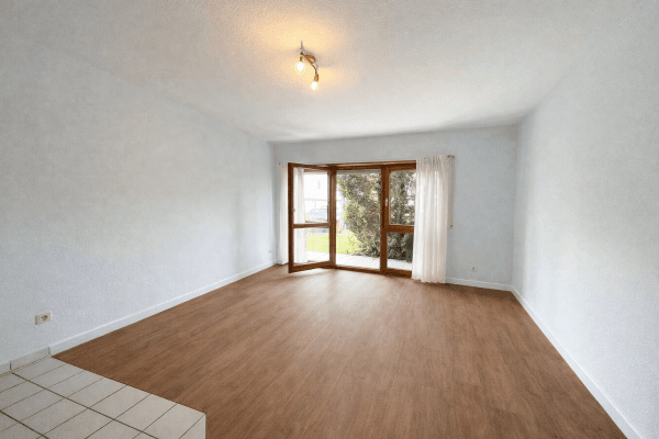 Pronájem bytu 1+1 30 m², Walldorf Pronájem bytu 1+1 30 m², Walldorf