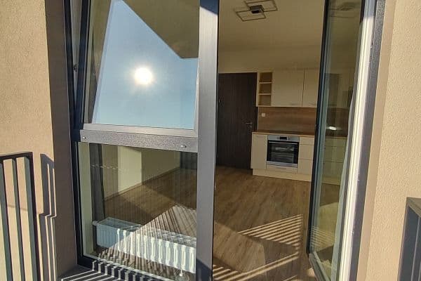 Pronájem bytu 1+kk 25 m², Nádražní, Kralupy nad Vltavou Pronájem bytu 1+kk 25 m², Nádražní, Kralupy nad Vltavou