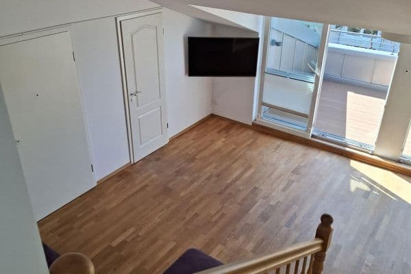 Prodej bytu 3+1 83 m², Parsbergstr. 16, Germering, Bavorsko Prodej bytu 3+1 83 m², Parsbergstr. 16, Germering, Bavorsko