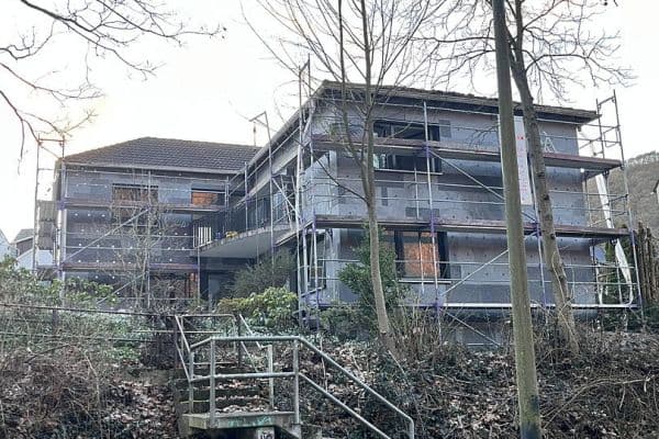 Pronájem bytu 3+1 100 m², Bad Kreuznach, Porýní-Falc Pronájem bytu 3+1 100 m², Bad Kreuznach, Porýní-Falc