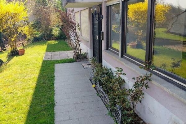 Pronájem bytu 3+1 83 m², Mömbris Pronájem bytu 3+1 83 m², Mömbris