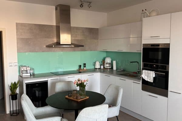 Pronájem bytu 2+kk 66 m², Cholupická, Praha Pronájem bytu 2+kk 66 m², Cholupická, Praha