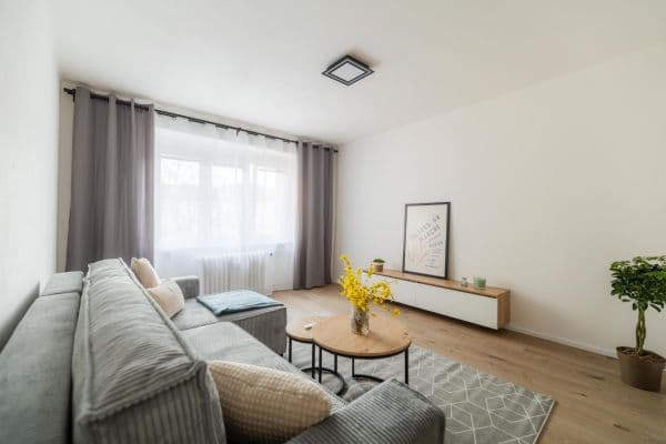 Prodej bytu 2+kk 51 m², Školní, Vsetín Prodej bytu 2+kk 51 m², Školní, Vsetín