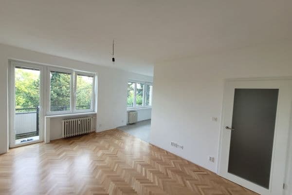 Pronájem bytu 2+kk 55 m², Komornická, Praha Pronájem bytu 2+kk 55 m², Komornická, Praha