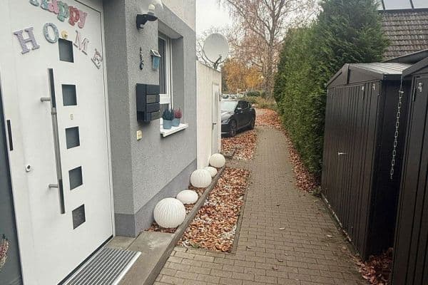 Prodej domu 122 m², pozemek 200 m², Heideweg, Halstenbek Prodej domu 122 m², pozemek 200 m², Heideweg, Halstenbek