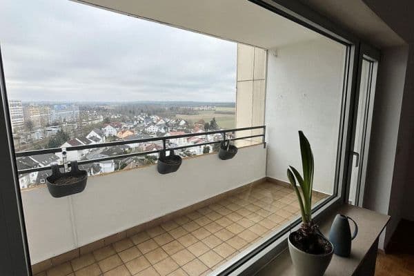 Pronájem bytu 3+1 76 m², Strandpromenade 6, Rodgau Pronájem bytu 3+1 76 m², Strandpromenade 6, Rodgau