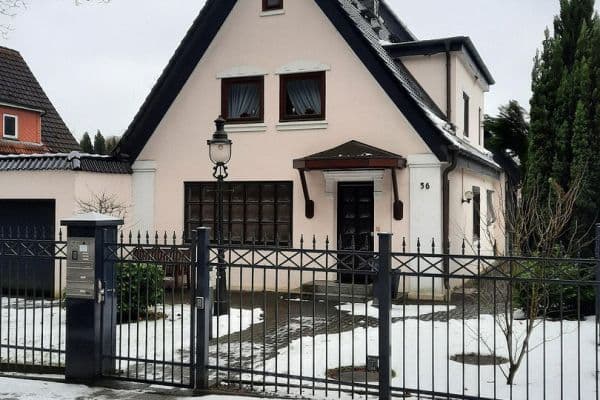 Prodej domu 256 m², pozemek 1.061 m², Farmsener Weg 56 + 56 a, Hamburg, Hamburg Prodej domu 256 m², pozemek 1.061 m², Farmsener Weg 56 + 56 a, Hamburg, Hamburg