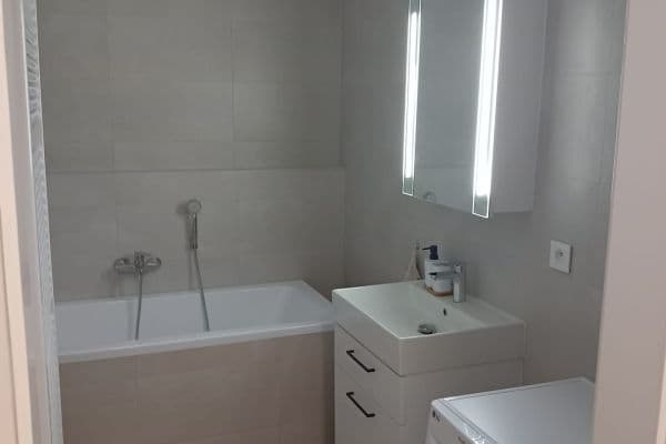 Pronájem bytu 2+kk 57 m², Jižní, Brno Pronájem bytu 2+kk 57 m², Jižní, Brno