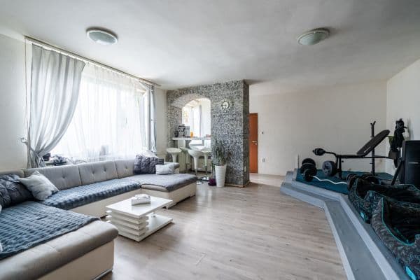 Pronájem bytu 4+1 110 m², U Kaple, Ostopovice Pronájem bytu 4+1 110 m², U Kaple, Ostopovice