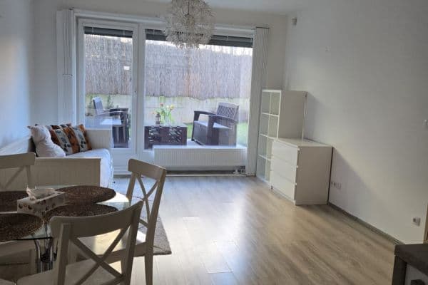 Pronájem bytu 2+kk 52 m², Pod Radnicí, Praha Pronájem bytu 2+kk 52 m², Pod Radnicí, Praha