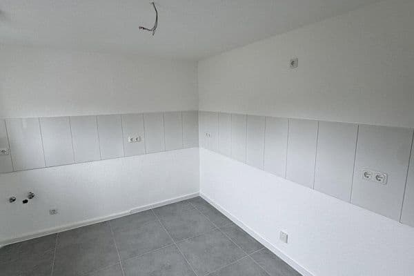 Pronájem bytu 2+kk 80 m², Ernst-Holla-Str. 36, Moers Pronájem bytu 2+kk 80 m², Ernst-Holla-Str. 36, Moers