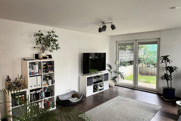 Pronájem bytu 3+1 80 m², Wienerstraße 123, Frankfurt am Main, Hessen Pronájem bytu 3+1 80 m², Wienerstraße 123, Frankfurt am Main, Hessen