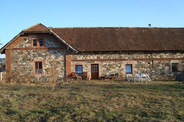 Pronájem chaty, chalupy, Chýnov, Jihočeský kraj Pronájem chaty, chalupy, Chýnov, Jihočeský kraj