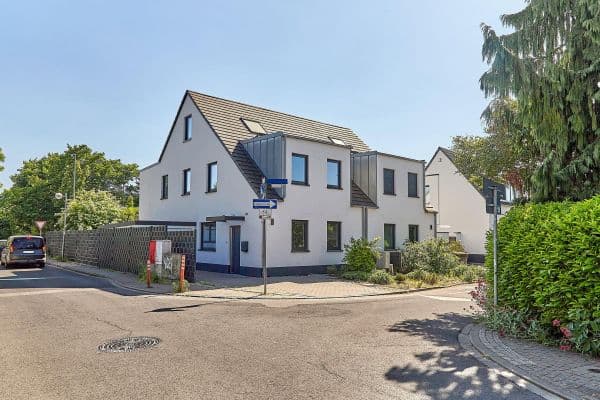 Prodej domu 205 m², pozemek 311 m², Meerbusch-Osterath Prodej domu 205 m², pozemek 311 m², Meerbusch-Osterath