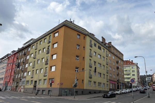 Prodej bytu 2+1 70 m², Vrchlického, Praha Prodej bytu 2+1 70 m², Vrchlického, Praha