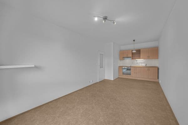 Pronájem bytu 2+kk 42 m², Jarní, Praha Pronájem bytu 2+kk 42 m², Jarní, Praha