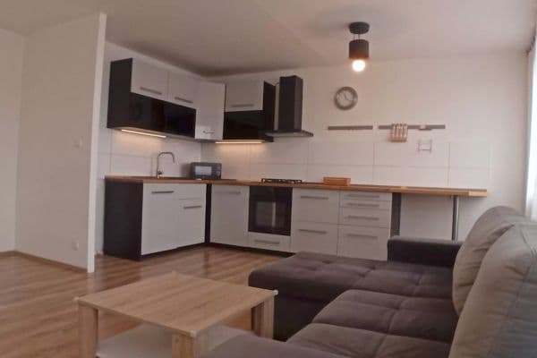 Pronájem bytu 3+kk 69 m², Čs. armády, Kladno Pronájem bytu 3+kk 69 m², Čs. armády, Kladno
