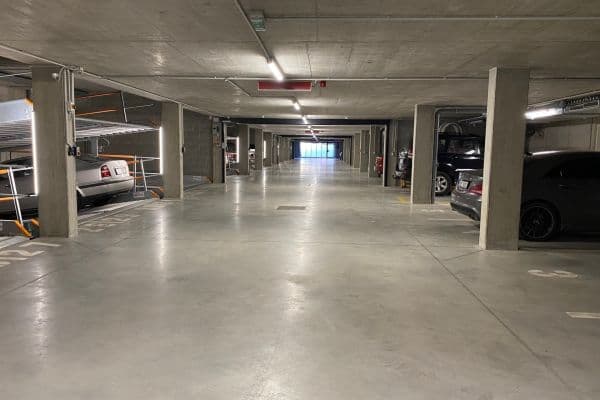 Pronájem garáže 13 m², Fillova, Brno Pronájem garáže 13 m², Fillova, Brno