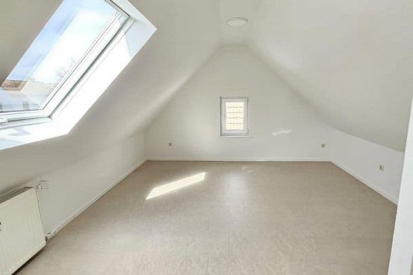 Pronájem bytu 2+1 40 m², Gießen, Hessen Pronájem bytu 2+1 40 m², Gießen, Hessen