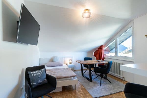Pronájem bytu 1+1 25 m², Kleingmainer Gasse, Salzburg, Salcbursko Pronájem bytu 1+1 25 m², Kleingmainer Gasse, Salzburg, Salcbursko
