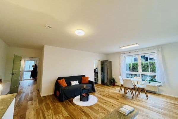 Pronájem bytu 3+1 105 m², Gilching, Bavorsko Pronájem bytu 3+1 105 m², Gilching, Bavorsko