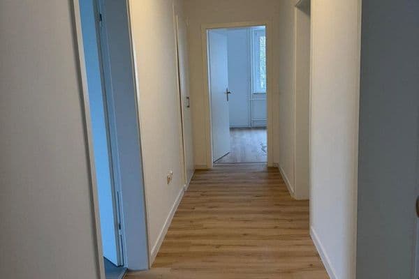 Pronájem bytu 3+1 85 m², Freiligrathstr. 72, Witten Pronájem bytu 3+1 85 m², Freiligrathstr. 72, Witten