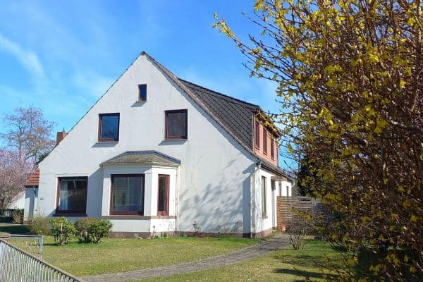 Prodej domu 212 m², pozemek 1.104 m², Bremen Prodej domu 212 m², pozemek 1.104 m², Bremen