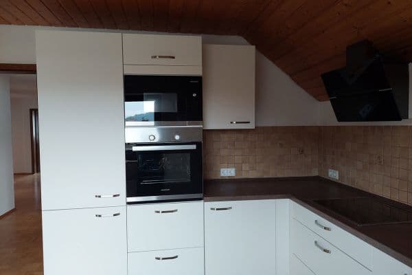 Pronájem bytu 4+1 109 m², Akazienweg, Hassmersheim Pronájem bytu 4+1 109 m², Akazienweg, Hassmersheim