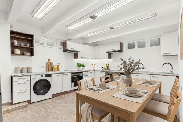 Pronájem bytu 5+1 123 m², Krátká, Praha Pronájem bytu 5+1 123 m², Krátká, Praha