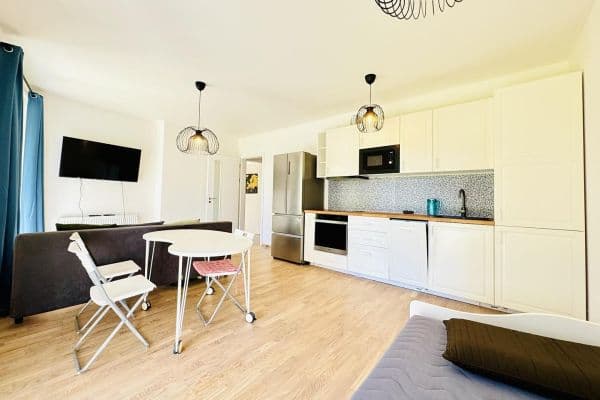 Pronájem bytu 2+kk 51 m², Benešova, Praha Pronájem bytu 2+kk 51 m², Benešova, Praha
