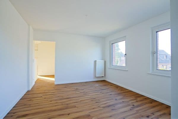 Pronájem bytu 4+1 102 m², Herrenruhmweg 9, Trittau Pronájem bytu 4+1 102 m², Herrenruhmweg 9, Trittau