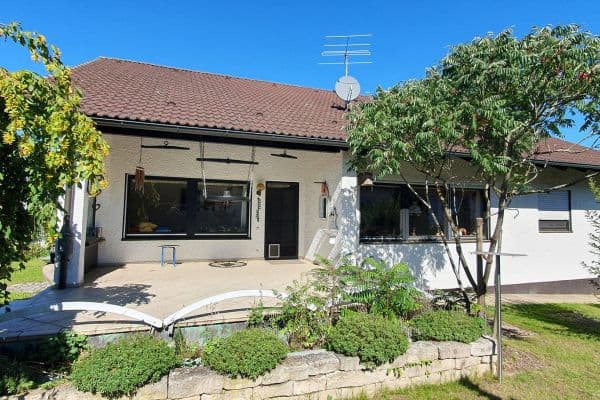 Prodej domu 152 m², pozemek 1.040 m², Reichertshofen, Bavorsko Prodej domu 152 m², pozemek 1.040 m², Reichertshofen, Bavorsko