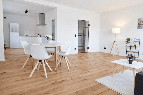 Prodej bytu 3+1 84 m², Tegernheim Prodej bytu 3+1 84 m², Tegernheim