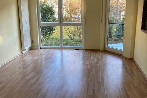 Pronájem bytu 2+1 60 m², Zerninstr. 15b, Darmstadt Pronájem bytu 2+1 60 m², Zerninstr. 15b, Darmstadt