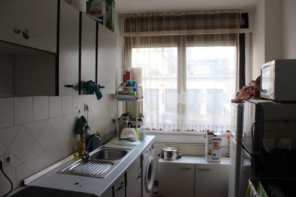 Pronájem bytu 2+1 50 m², Mainstraße 4, Frankfurt Pronájem bytu 2+1 50 m², Mainstraße 4, Frankfurt