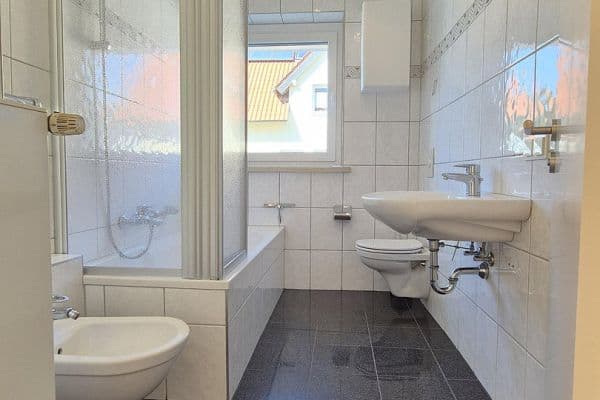 Pronájem bytu 3+1 74 m², Ergolding Pronájem bytu 3+1 74 m², Ergolding