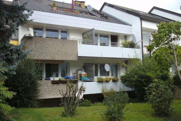 Pronájem bytu 2+1 45 m², Stuttgart Pronájem bytu 2+1 45 m², Stuttgart