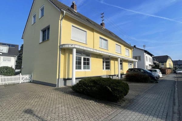 Pronájem bytu 2+1 79 m², Gothestraße 18, Sankt Augustin Pronájem bytu 2+1 79 m², Gothestraße 18, Sankt Augustin