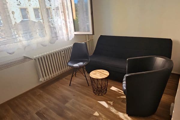 Pronájem bytu 1+kk 20 m², Klatovská, Plzeň Pronájem bytu 1+kk 20 m², Klatovská, Plzeň