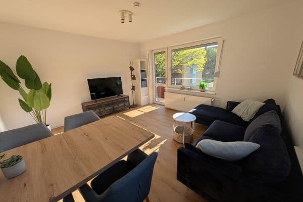 Pronájem bytu 3+1 60 m², Gerhart Hauptmann Straße 56, Salzgitter Thiede Pronájem bytu 3+1 60 m², Gerhart Hauptmann Straße 56, Salzgitter Thiede