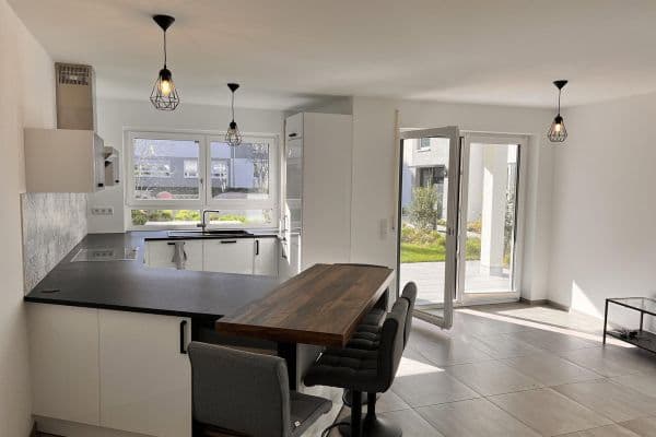 Pronájem bytu 3+1 86 m², Heilbronn Pronájem bytu 3+1 86 m², Heilbronn