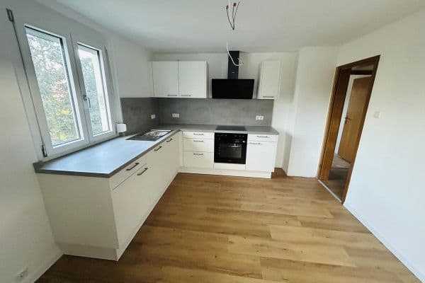 Pronájem bytu 2+kk 63 m², Wasenstr. 11, Kirchheim am Neckar Pronájem bytu 2+kk 63 m², Wasenstr. 11, Kirchheim am Neckar