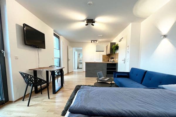 Pronájem bytu 1+1 35 m², Rudower Chaussee 32, Berlin, Berlín Pronájem bytu 1+1 35 m², Rudower Chaussee 32, Berlin, Berlín