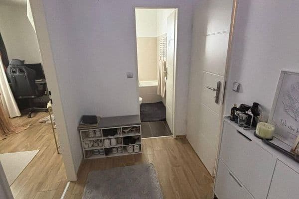 Prodej bytu 3+1 63 m², Kelkheim am Taunus Prodej bytu 3+1 63 m², Kelkheim am Taunus