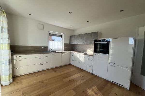 Pronájem bytu 2+1 73 m², Tittling Pronájem bytu 2+1 73 m², Tittling