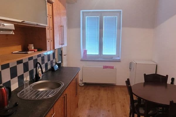 Pronájem bytu 2+1 65 m², Sirotčí, Ostrava Pronájem bytu 2+1 65 m², Sirotčí, Ostrava