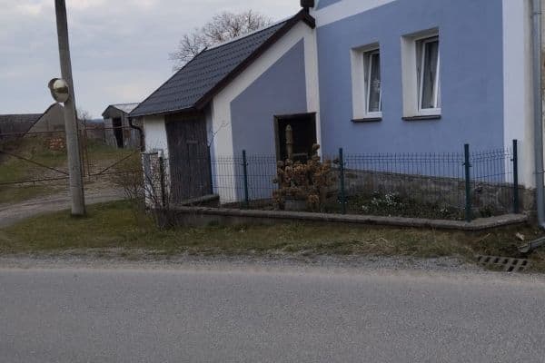 Prodej domu 268 m², pozemek 459 m², Slavňovice Prodej domu 268 m², pozemek 459 m², Slavňovice